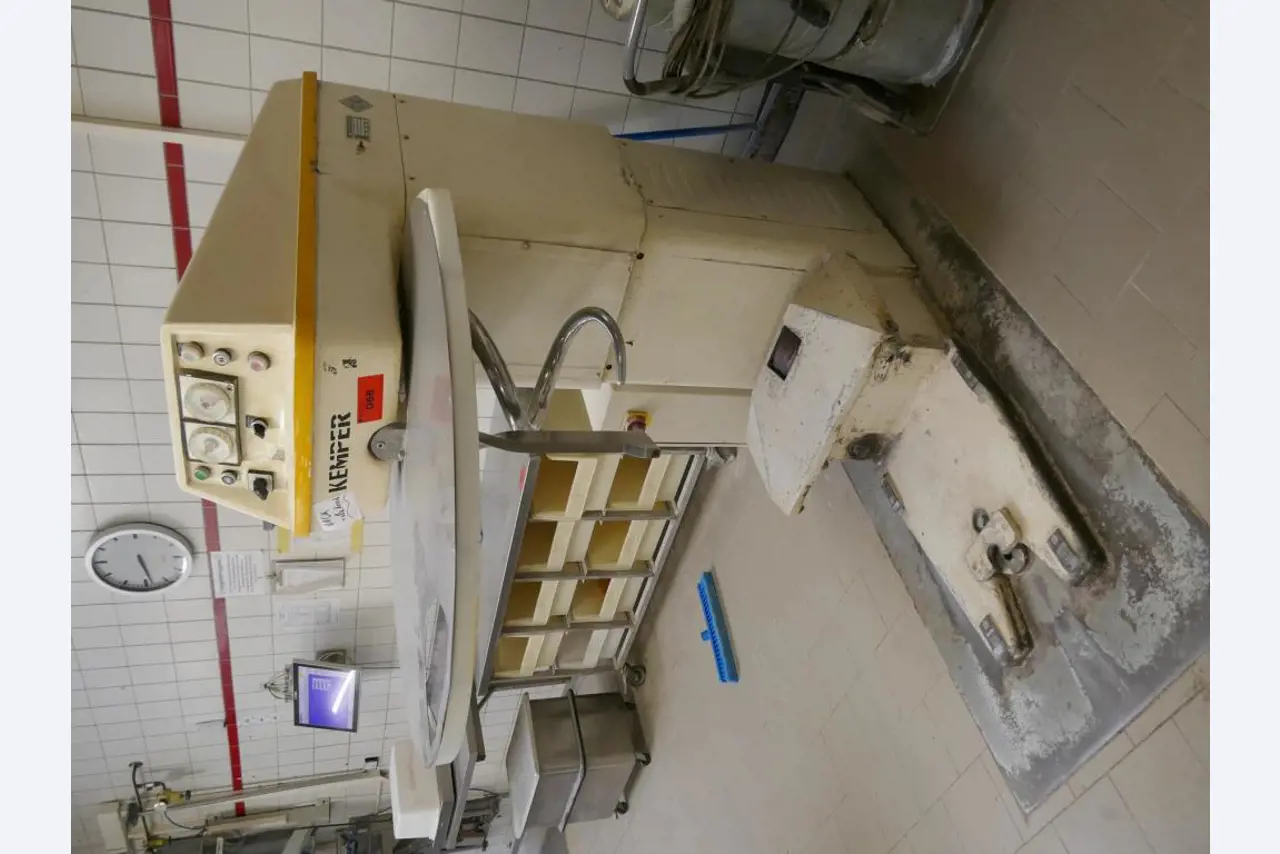 Machines entretenues d'un fabricant de produits de boulangerie-3