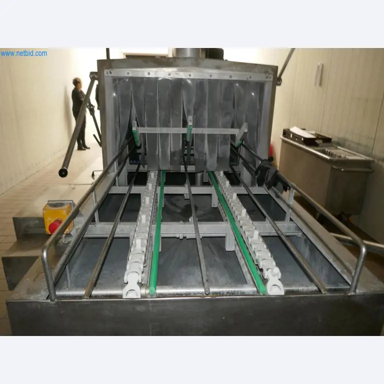 Máquinas bem conservadas de um fabricante de produtos de pastelaria-6