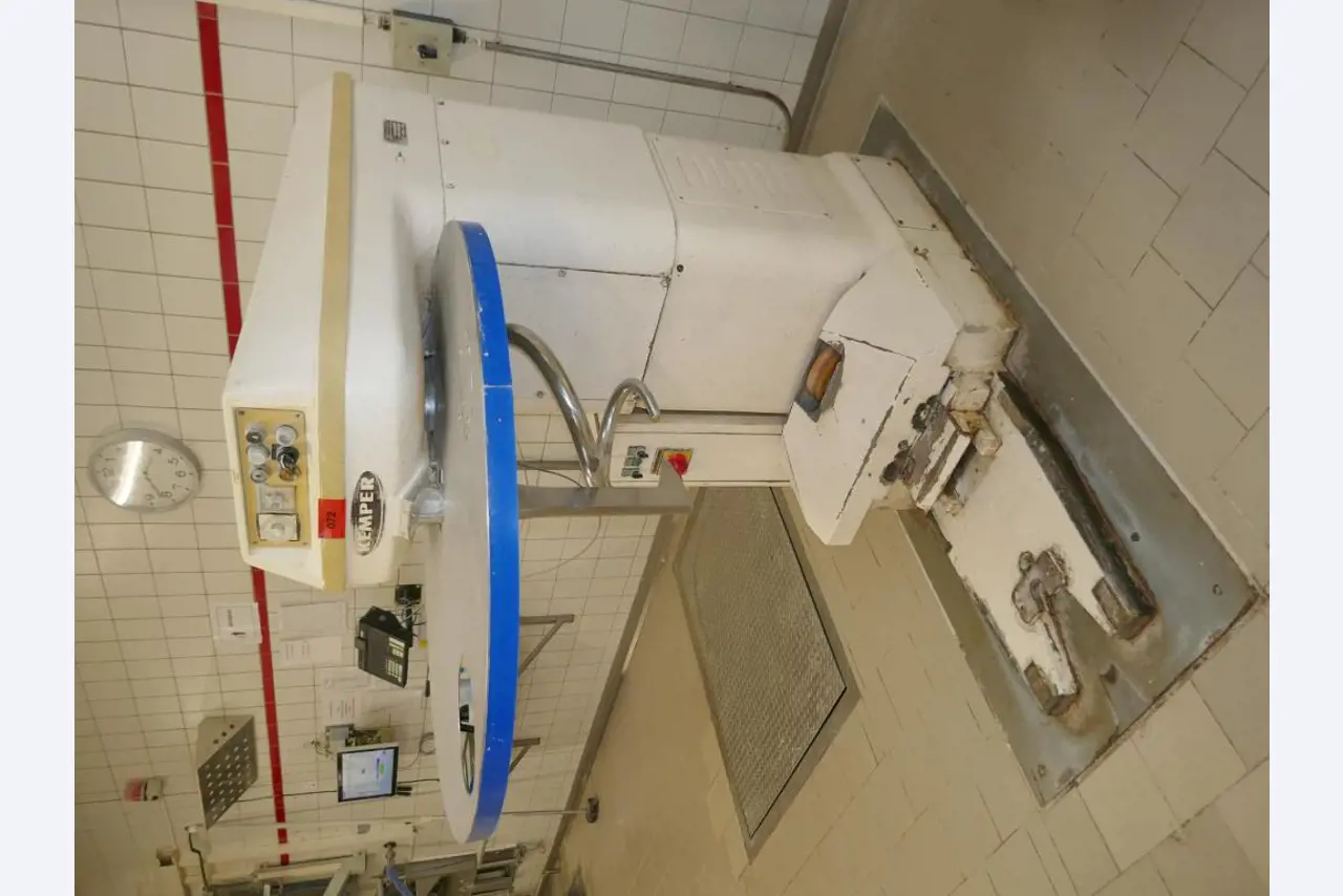 Machines entretenues d'un fabricant de produits de boulangerie-1