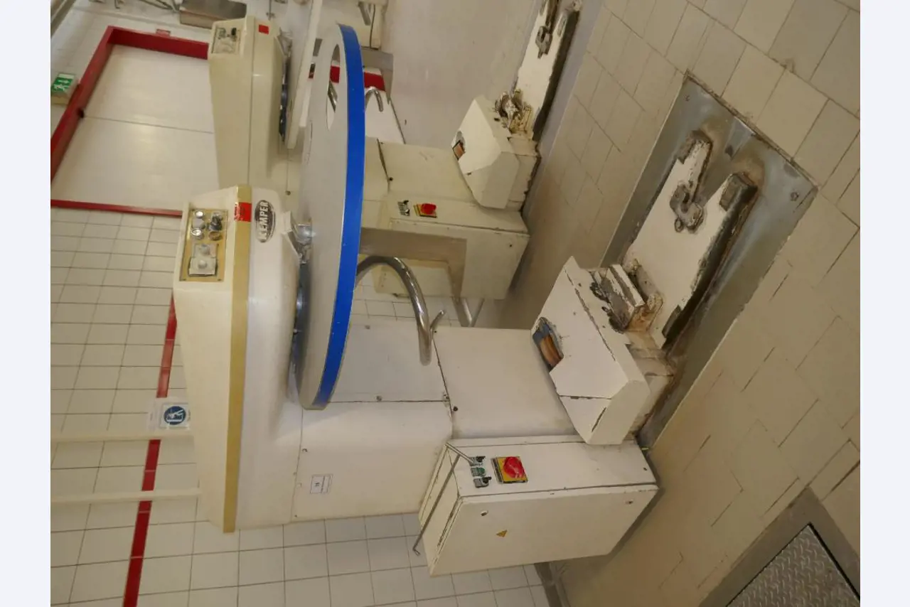 Machines entretenues d'un fabricant de produits de boulangerie-3