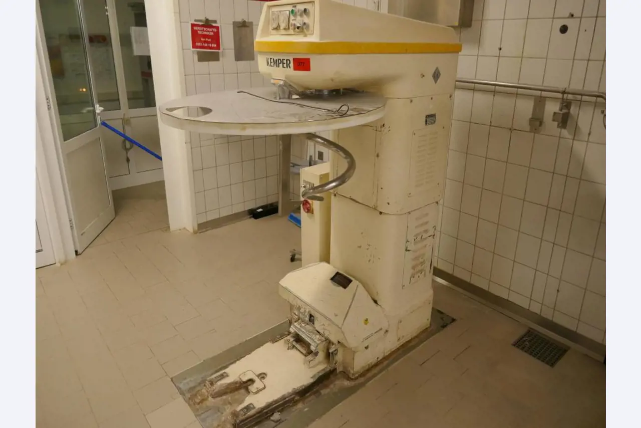 Machines entretenues d'un fabricant de produits de boulangerie-1