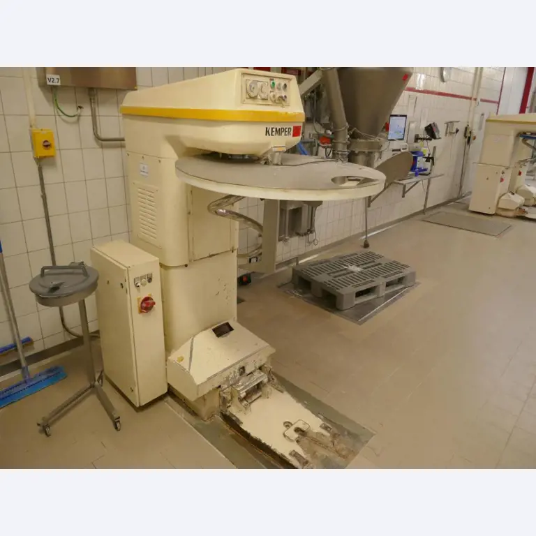 Machines entretenues d'un fabricant de produits de boulangerie-2