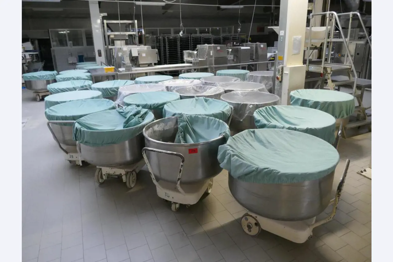 Machines entretenues d'un fabricant de produits de boulangerie-1