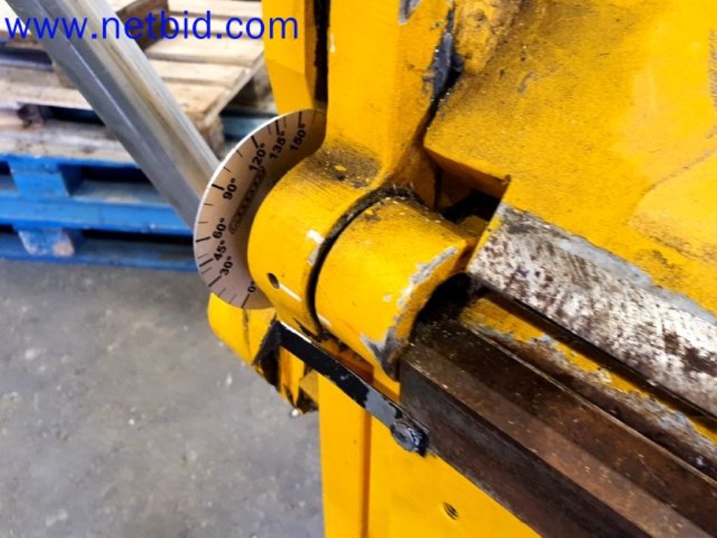 Storage, analysis laboratory and medical technology from the container conversion sector for mobile laboratories and medical technology-2