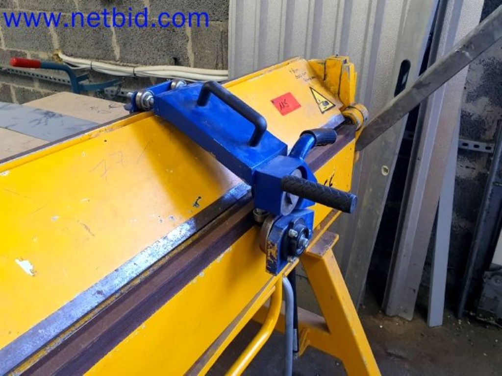 Storage, analysis laboratory and medical technology from the container conversion sector for mobile laboratories and medical technology-3