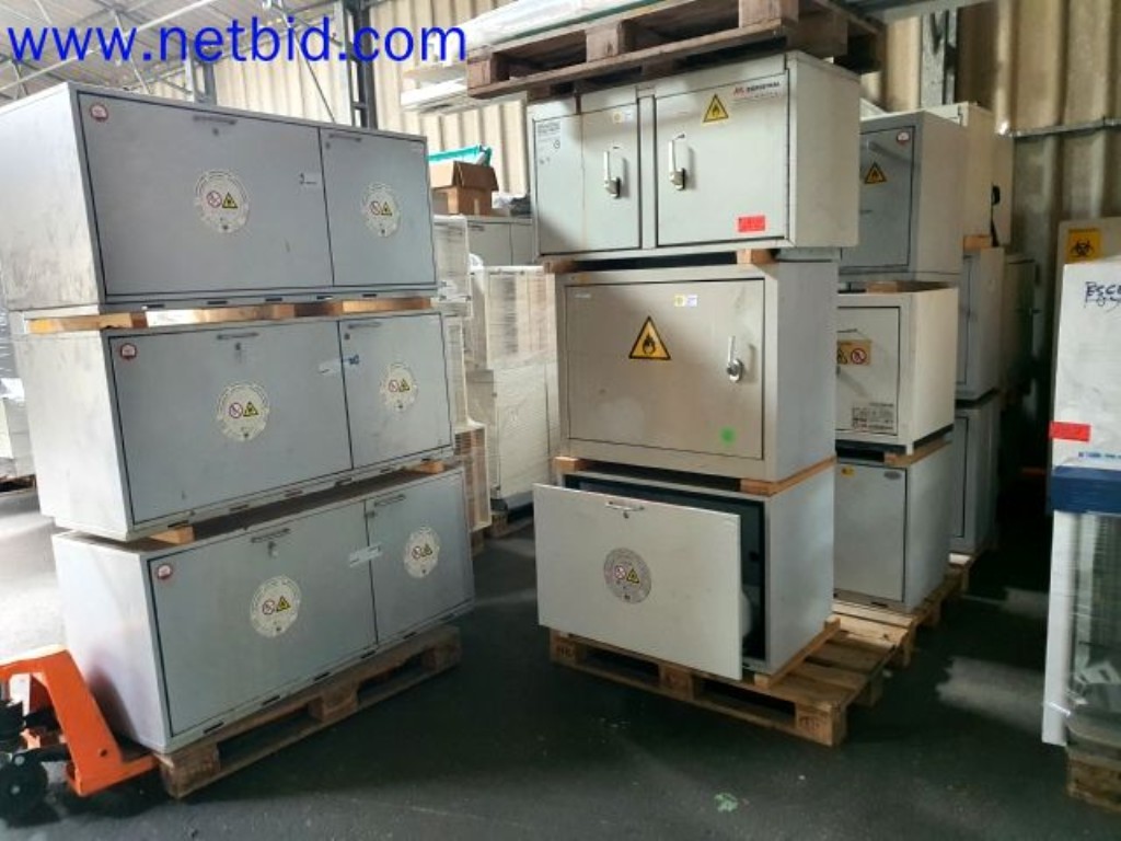 Skladovací, analytické laboratoře a zdravotnická technika z oblasti přestavby kontejnerů pro mobilní laboratoře a zdravotnickou techniku-1