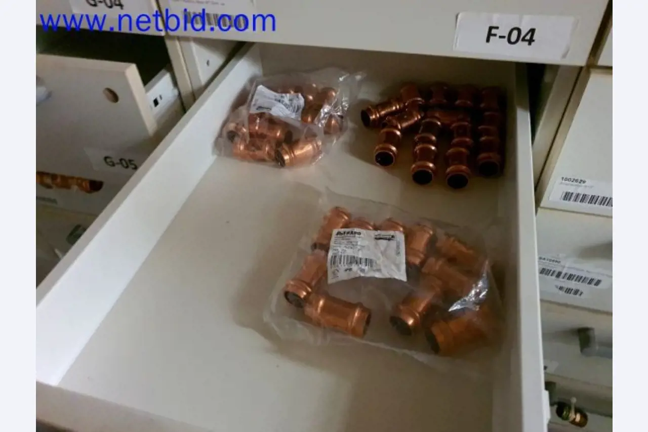 Storage, analysis laboratory and medical technology from the container conversion sector for mobile laboratories and medical technology-10