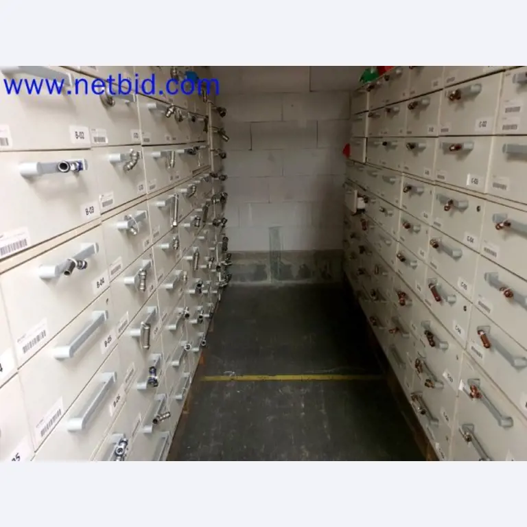 Storage, analysis laboratory and medical technology from the container conversion sector for mobile laboratories and medical technology-13