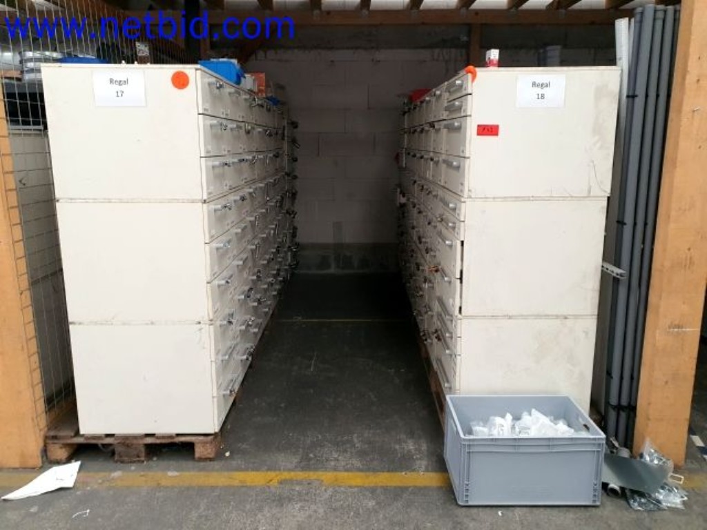 Skladovací, analytické laboratoře a zdravotnická technika z oblasti přestavby kontejnerů pro mobilní laboratoře a zdravotnickou techniku-3