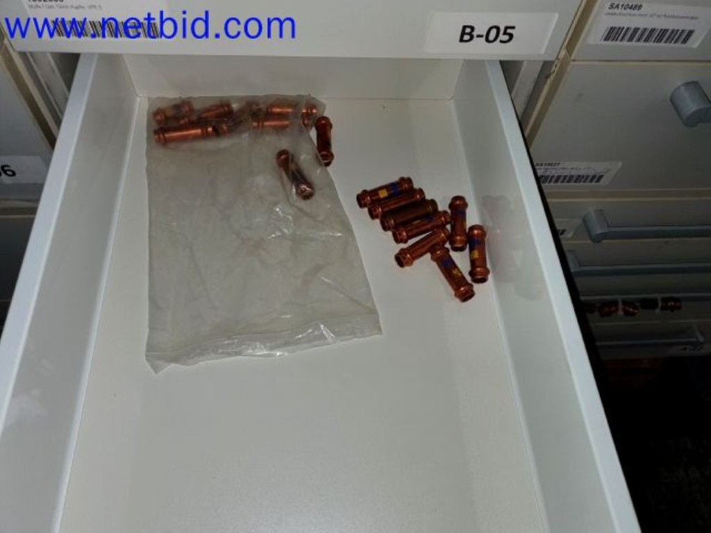 Skladovací, analytické laboratoře a zdravotnická technika z oblasti přestavby kontejnerů pro mobilní laboratoře a zdravotnickou techniku-4