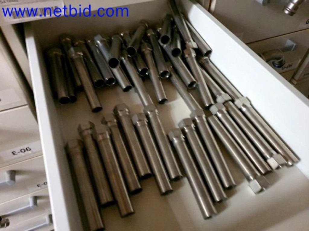 Skladovací, analytické laboratoře a zdravotnická technika z oblasti přestavby kontejnerů pro mobilní laboratoře a zdravotnickou techniku-9