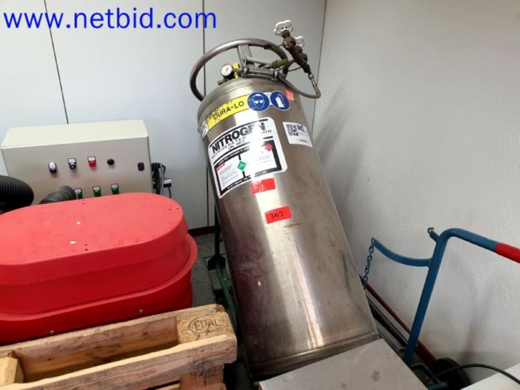 Skladovací, analytické laboratoře a zdravotnická technika z oblasti přestavby kontejnerů pro mobilní laboratoře a zdravotnickou techniku-1