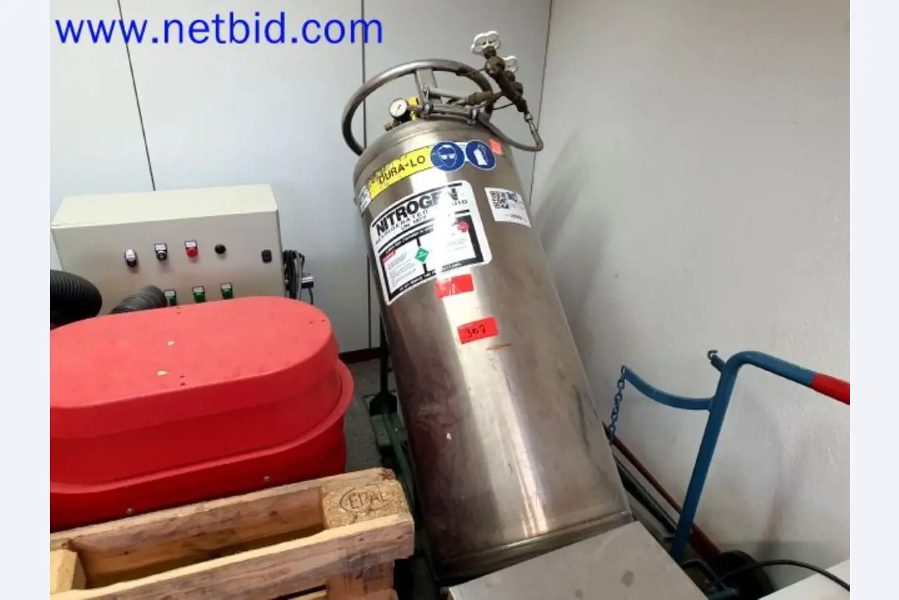 Skladovací, analytické laboratoře a zdravotnická technika z oblasti přestavby kontejnerů pro mobilní laboratoře a zdravotnickou techniku-1