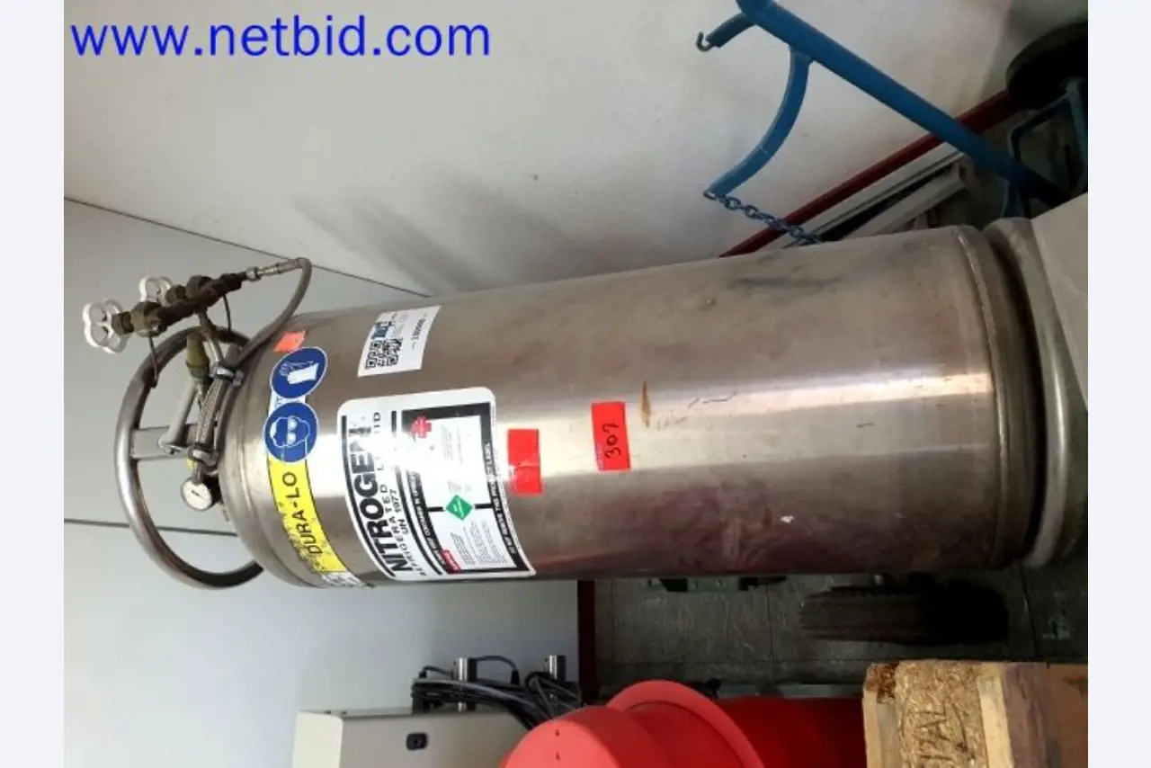 Skladovací, analytické laboratoře a zdravotnická technika z oblasti přestavby kontejnerů pro mobilní laboratoře a zdravotnickou techniku-2