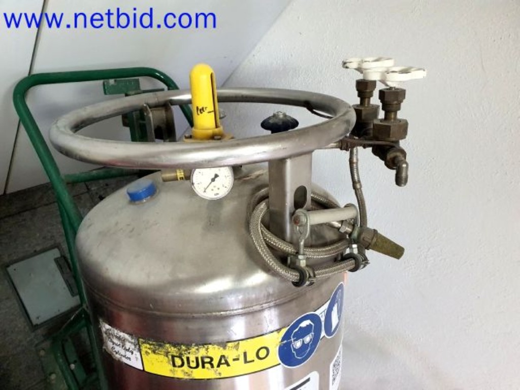 Skladovací, analytické laboratoře a zdravotnická technika z oblasti přestavby kontejnerů pro mobilní laboratoře a zdravotnickou techniku-5