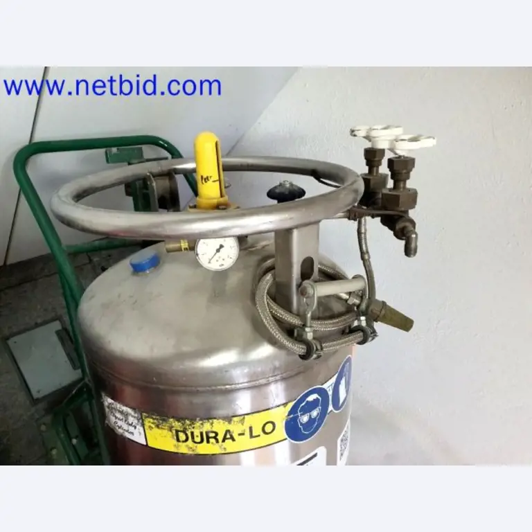 Skladovací, analytické laboratoře a zdravotnická technika z oblasti přestavby kontejnerů pro mobilní laboratoře a zdravotnickou techniku-5