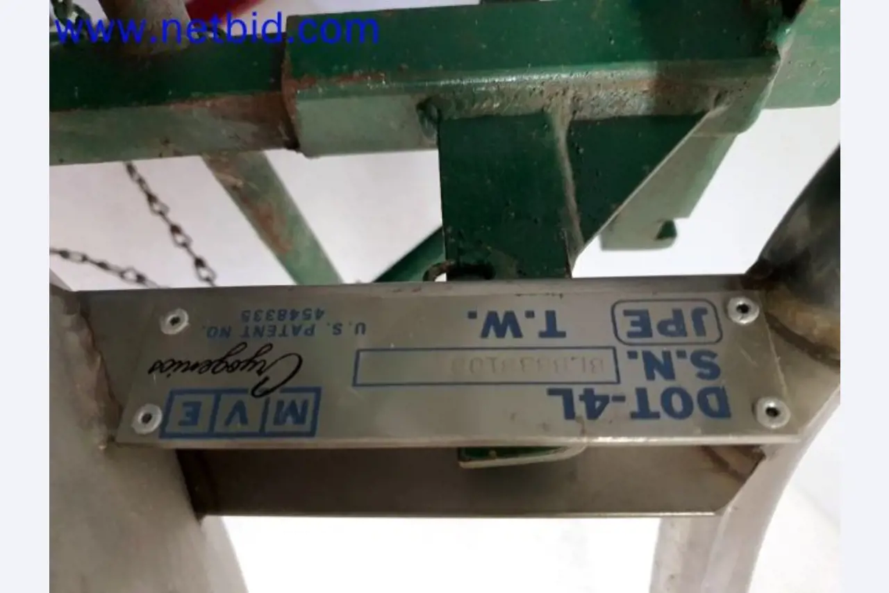 Skladovací, analytické laboratoře a zdravotnická technika z oblasti přestavby kontejnerů pro mobilní laboratoře a zdravotnickou techniku-6