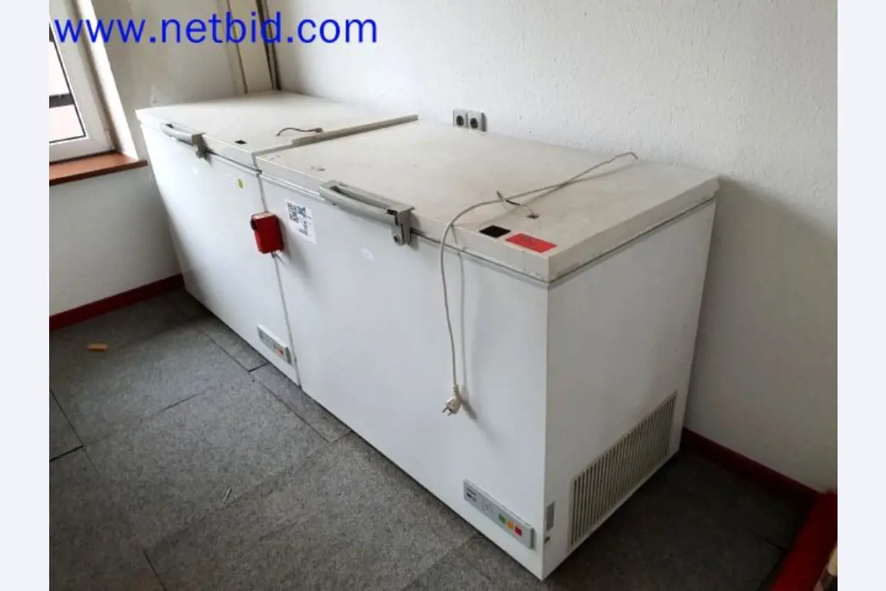 Lager, Analyse-Labor und Medizintechnik aus dem Bereich Containerumbau für mobile Labor und Medizin-Technik-1