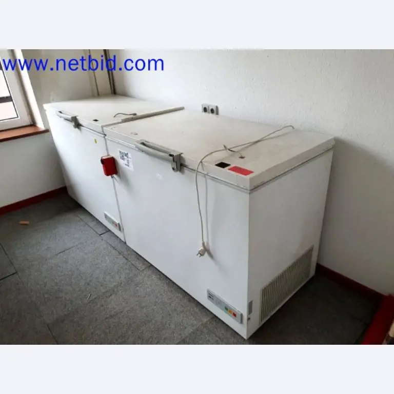 Lager, Analyse-Labor und Medizintechnik aus dem Bereich Containerumbau für mobile Labor und Medizin-Technik-1