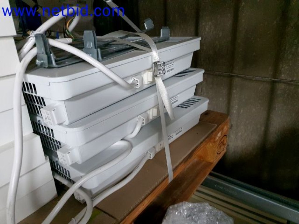 Lager, Analyse-Labor und Medizintechnik aus dem Bereich Containerumbau für mobile Labor und Medizin-Technik-2