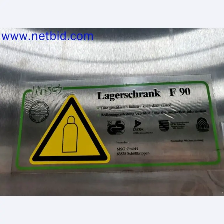 Skladovací, analytické laboratoře a zdravotnická technika z oblasti přestavby kontejnerů pro mobilní laboratoře a zdravotnickou techniku-2