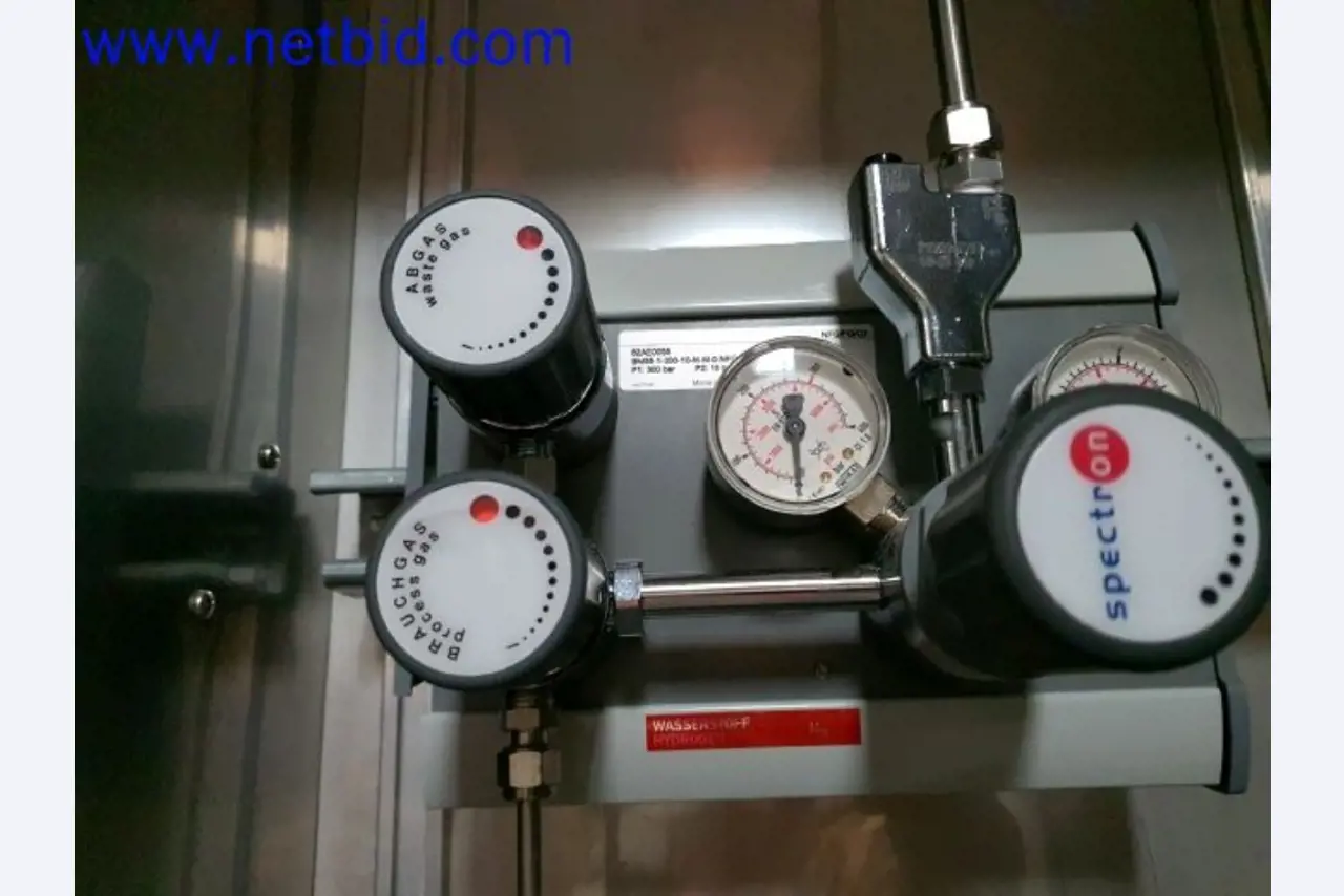 Skladovací, analytické laboratoře a zdravotnická technika z oblasti přestavby kontejnerů pro mobilní laboratoře a zdravotnickou techniku-4