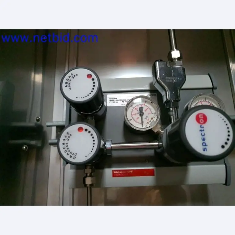 Skladovací, analytické laboratoře a zdravotnická technika z oblasti přestavby kontejnerů pro mobilní laboratoře a zdravotnickou techniku-4