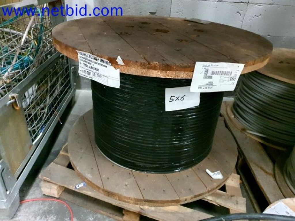 Skladovací, analytické laboratoře a zdravotnická technika z oblasti přestavby kontejnerů pro mobilní laboratoře a zdravotnickou techniku-2