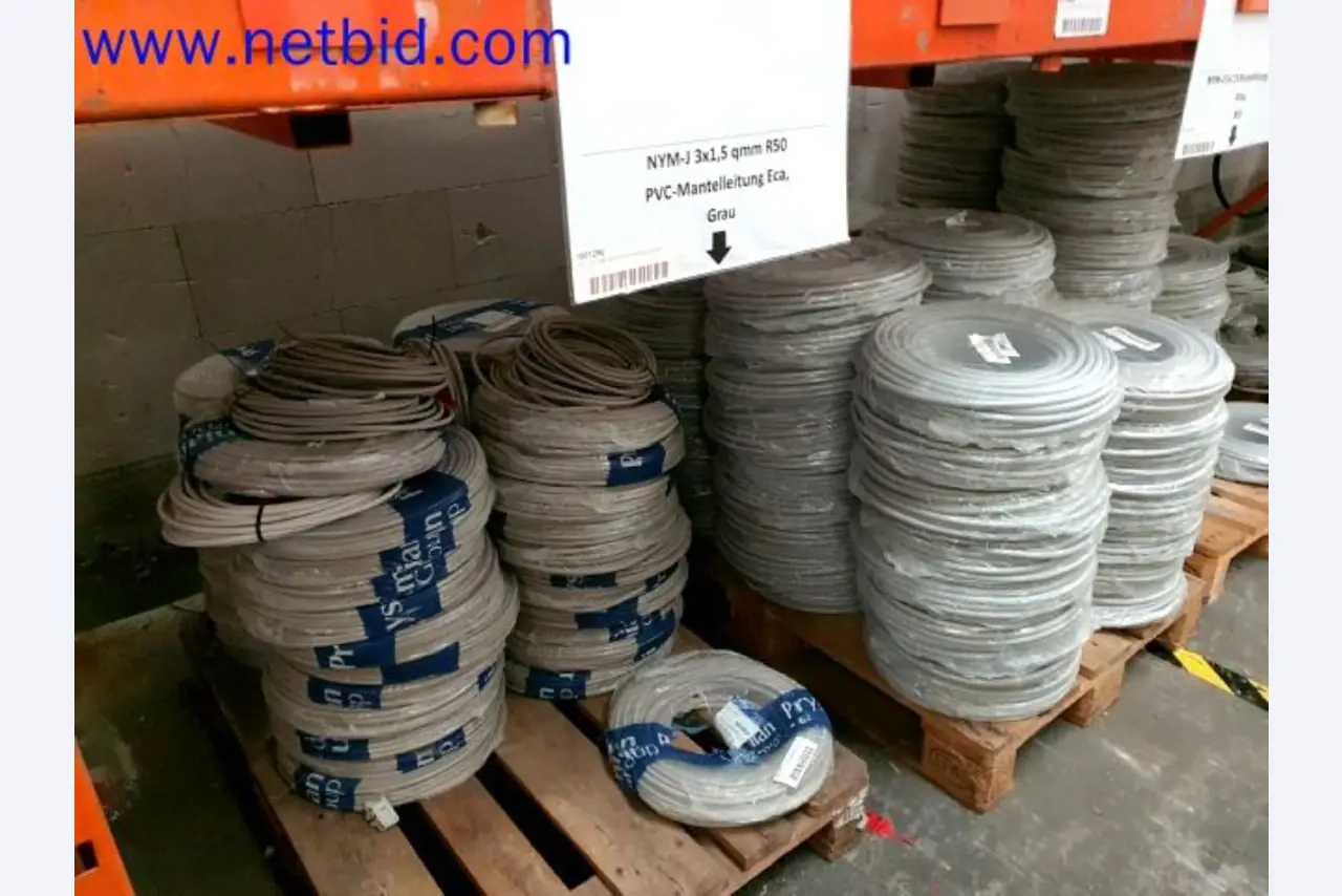 Skladovací, analytické laboratoře a zdravotnická technika z oblasti přestavby kontejnerů pro mobilní laboratoře a zdravotnickou techniku-3