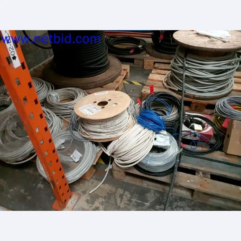 Skladovací, analytické laboratoře a zdravotnická technika z oblasti přestavby kontejnerů pro mobilní laboratoře a zdravotnickou techniku-6