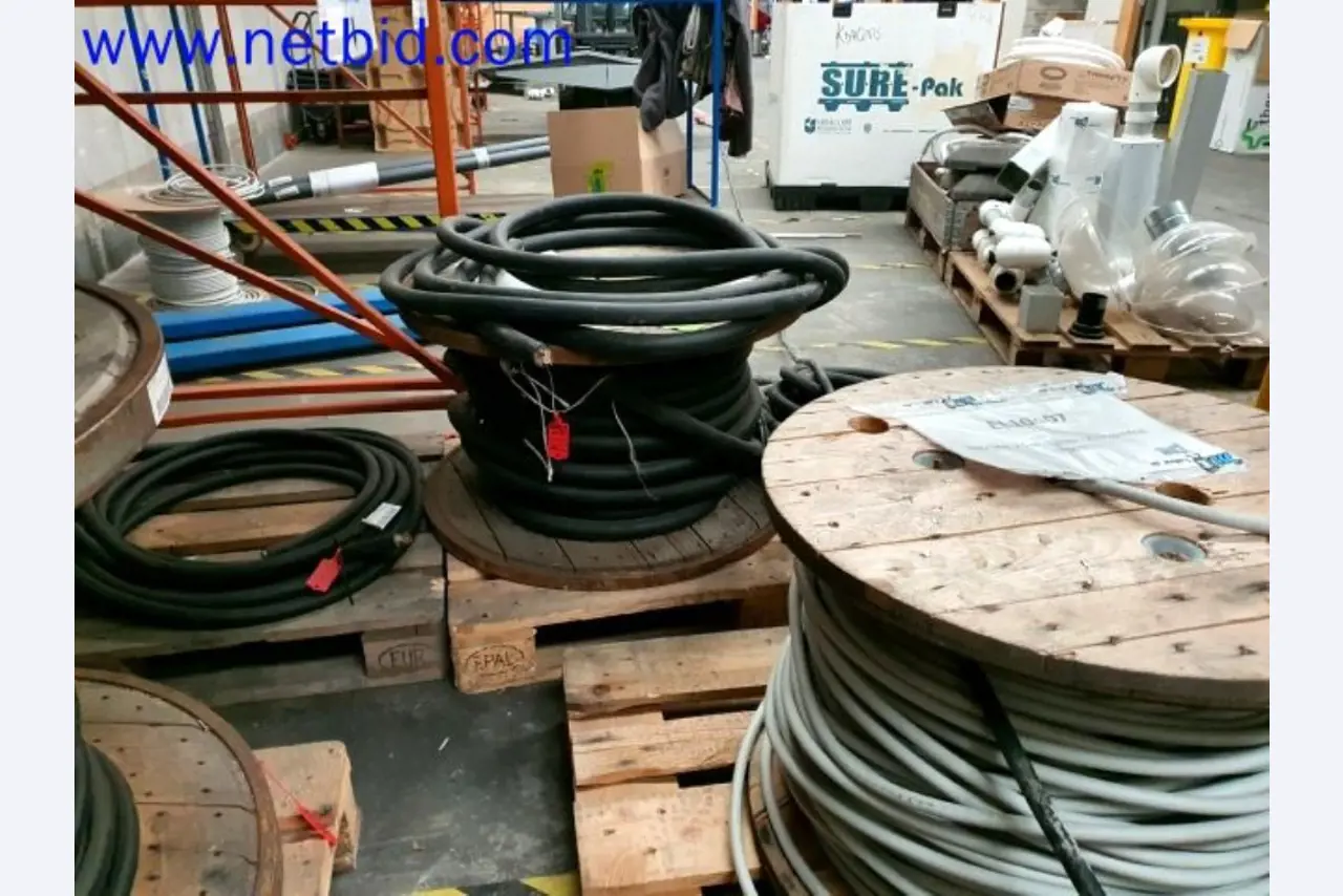 Skladovací, analytické laboratoře a zdravotnická technika z oblasti přestavby kontejnerů pro mobilní laboratoře a zdravotnickou techniku-9