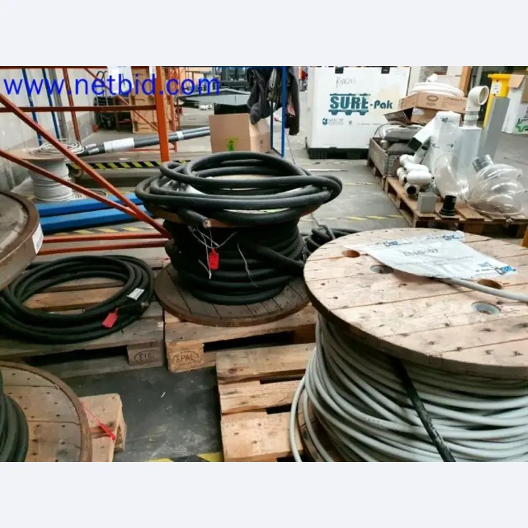 Skladovací, analytické laboratoře a zdravotnická technika z oblasti přestavby kontejnerů pro mobilní laboratoře a zdravotnickou techniku-9