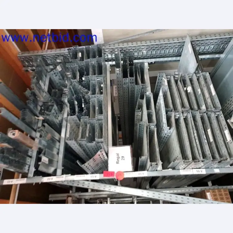 Lager, Analyse-Labor und Medizintechnik aus dem Bereich Containerumbau für mobile Labor und Medizin-Technik-6