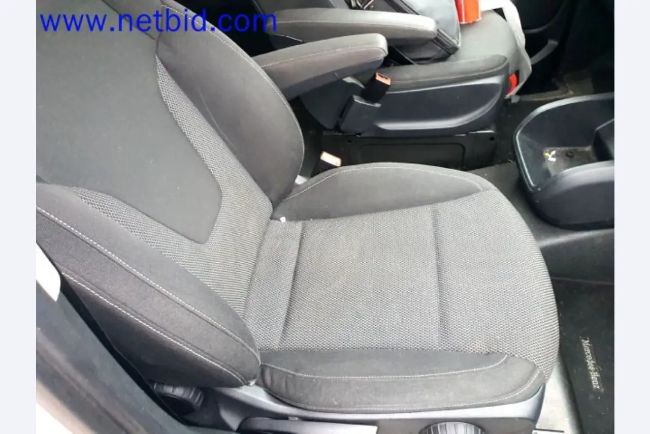 Storage, analysis laboratory and medical technology from the container conversion sector for mobile laboratories and medical technology-22