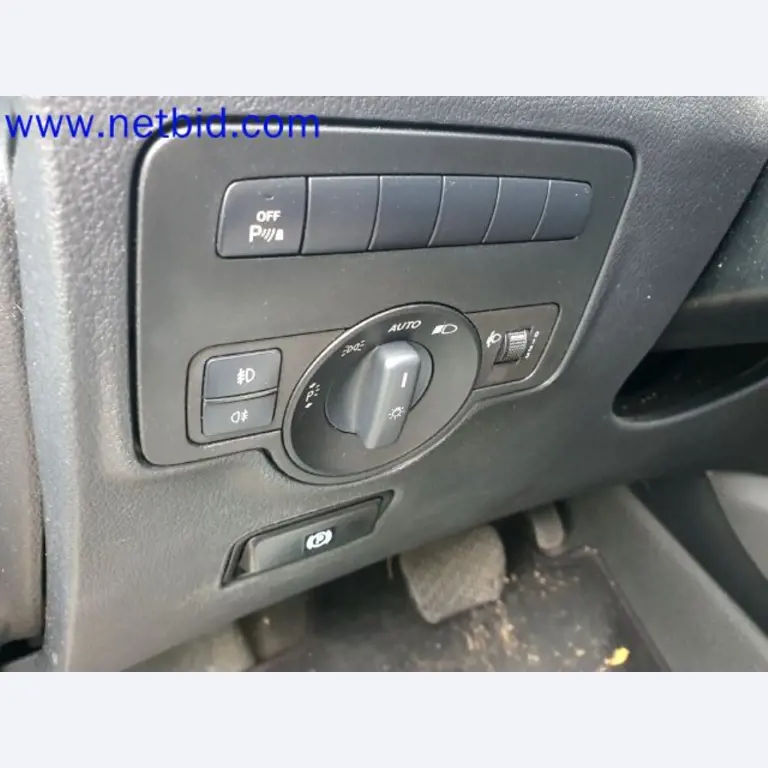 Storage, analysis laboratory and medical technology from the container conversion sector for mobile laboratories and medical technology-37