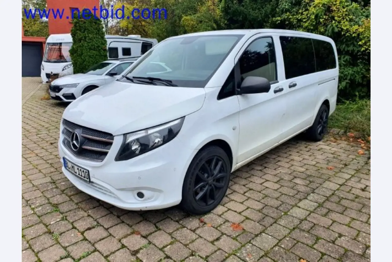 Storage, analysis laboratory and medical technology from the container conversion sector for mobile laboratories and medical technology-1