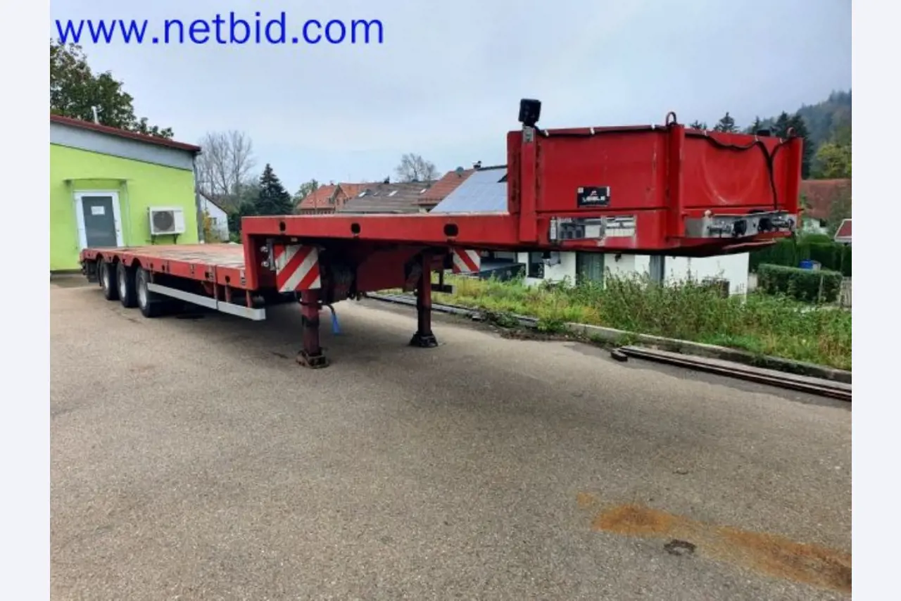 Storage, analysis laboratory and medical technology from the container conversion sector for mobile laboratories and medical technology-2