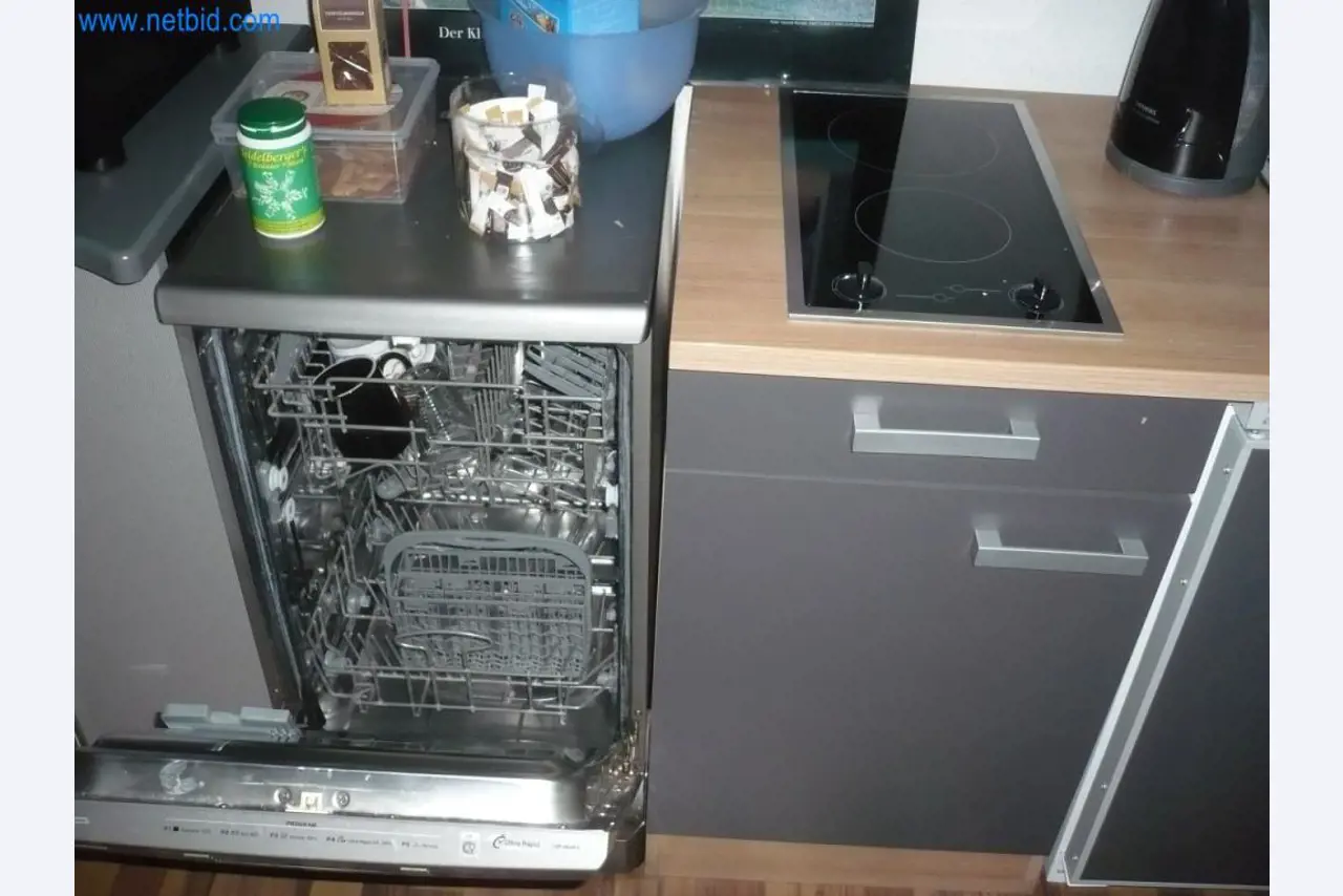 Maszyny i systemy (obróbka powierzchni, malowanie proszkowe, hartownia)-2