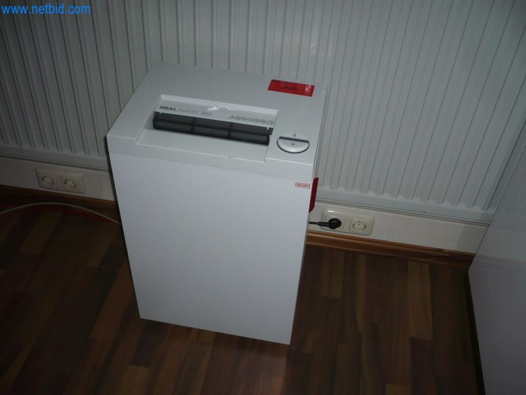 Stroje a systémy (povrchová úprava, práškové lakování, kalírna)-1