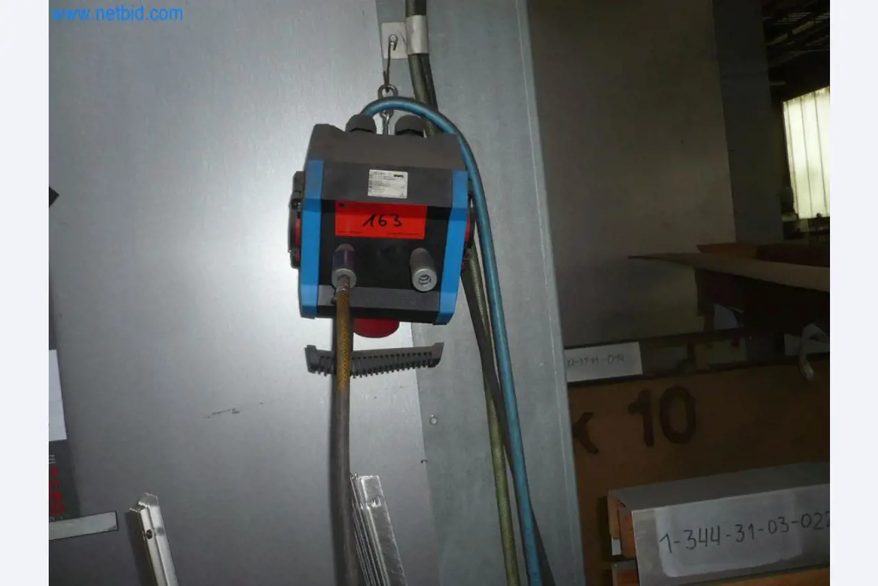 Stroje a systémy (povrchová úprava, práškové lakování, kalírna)-1