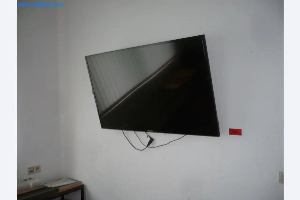 Stroje a systémy (povrchová úprava, práškové lakování, kalírna)-1