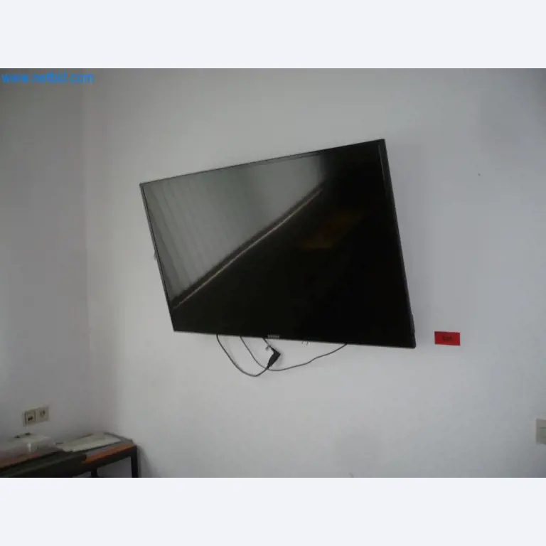 Stroje a systémy (povrchová úprava, práškové lakování, kalírna)-1