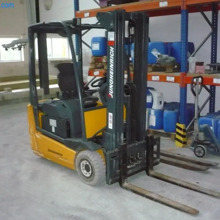 Electric forklift truck (release 28.06.2024) Jungheinrich EFG216K