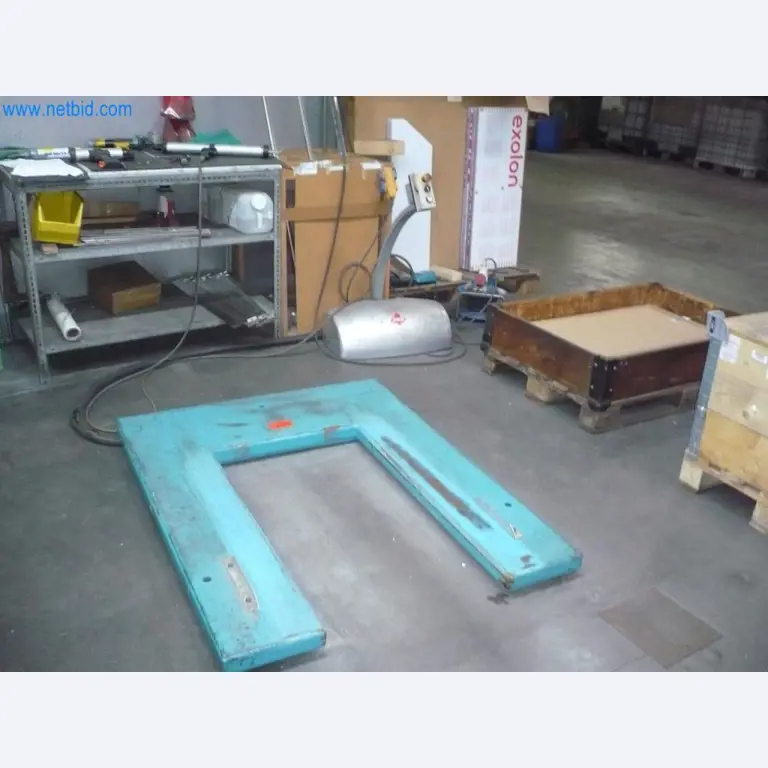 Stroje a systémy (povrchová úprava, práškové lakování, kalírna)-1