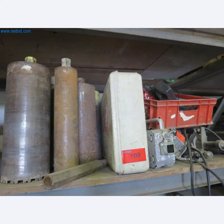 Baumaschinen und -fahrzeuge (Abbruch, Erdarbeiten und Recycling)-1