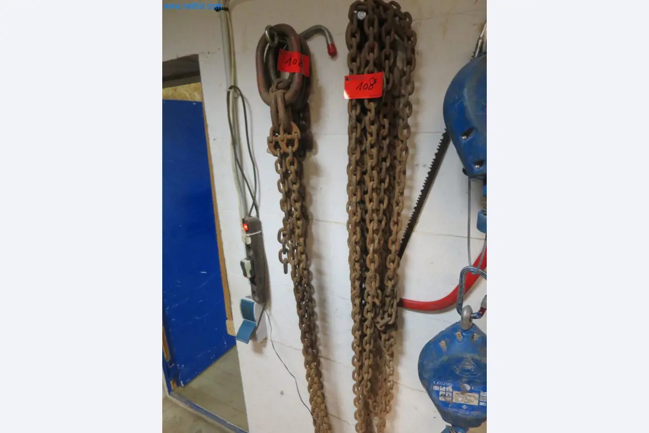 Baumaschinen und -fahrzeuge (Abbruch, Erdarbeiten und Recycling)-2