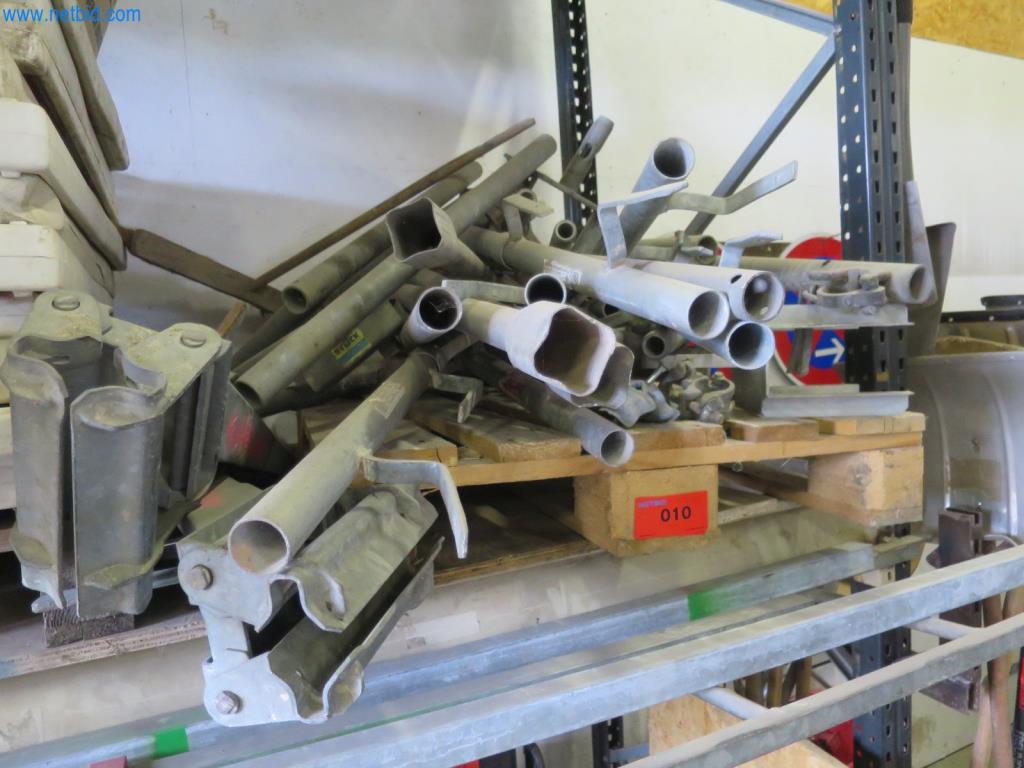 Baumaschinen und -fahrzeuge (Abbruch, Erdarbeiten und Recycling)-1