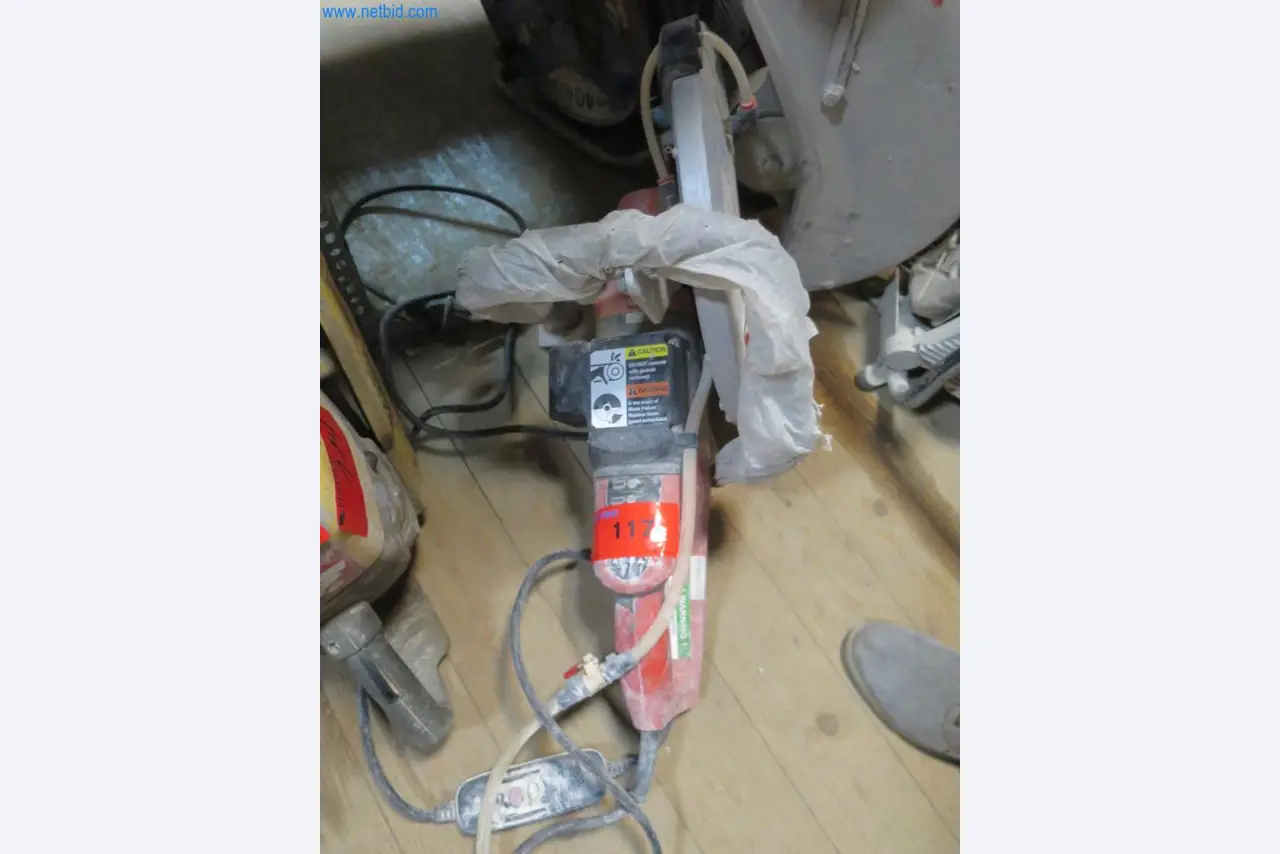 Stavební stroje a vozidla (demolice, zemní práce a recyklace)-1