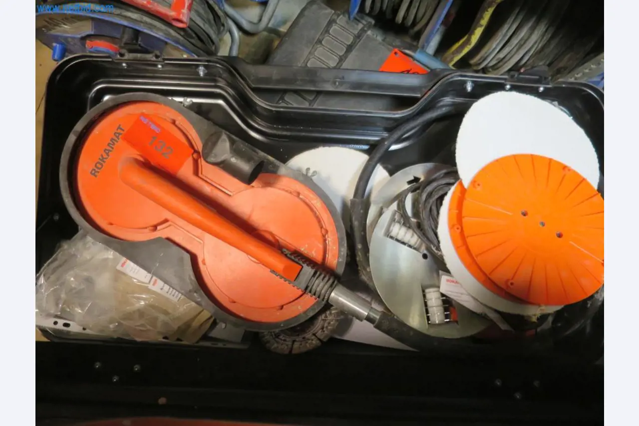 Stavební stroje a vozidla (demolice, zemní práce a recyklace)-1