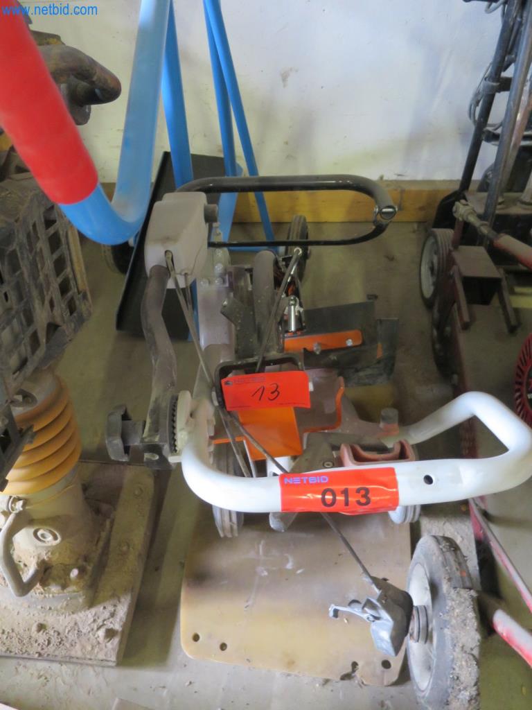 Baumaschinen und -fahrzeuge (Abbruch, Erdarbeiten und Recycling)-1